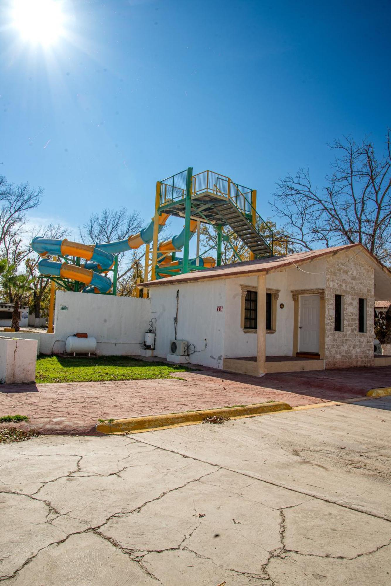 Hotel Pueblo Viejo Parras de la Fuente Eksteriør bilde