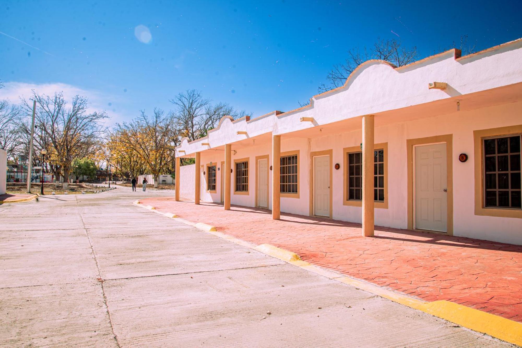 Hotel Pueblo Viejo Parras de la Fuente Eksteriør bilde